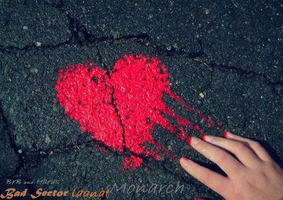 BRB ، منارچ و هراس - لعنت