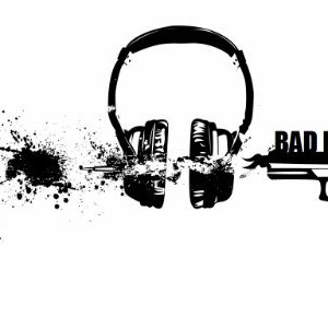 آهنگ جدید بادپا به نام هی فحش بدین